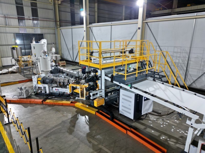 Refrigerator Board Extrusion Line high quality Refrigerator Board Extrusion Line high quality